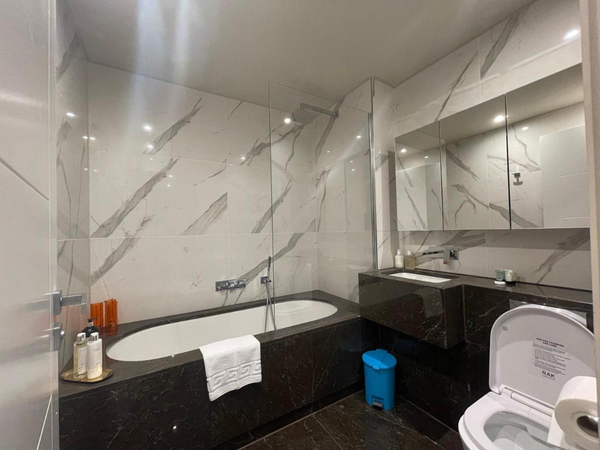 Apartmán Sophisticated 1Br, 1 Ba Chigwell Designer Flat Chcl F2 Exteriér fotografie